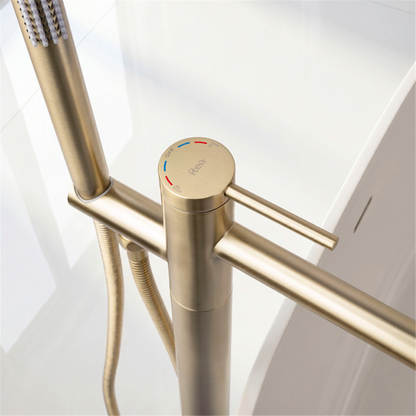 Badewannenarmatur Clif Gold Matt freistehend mit Handbrause