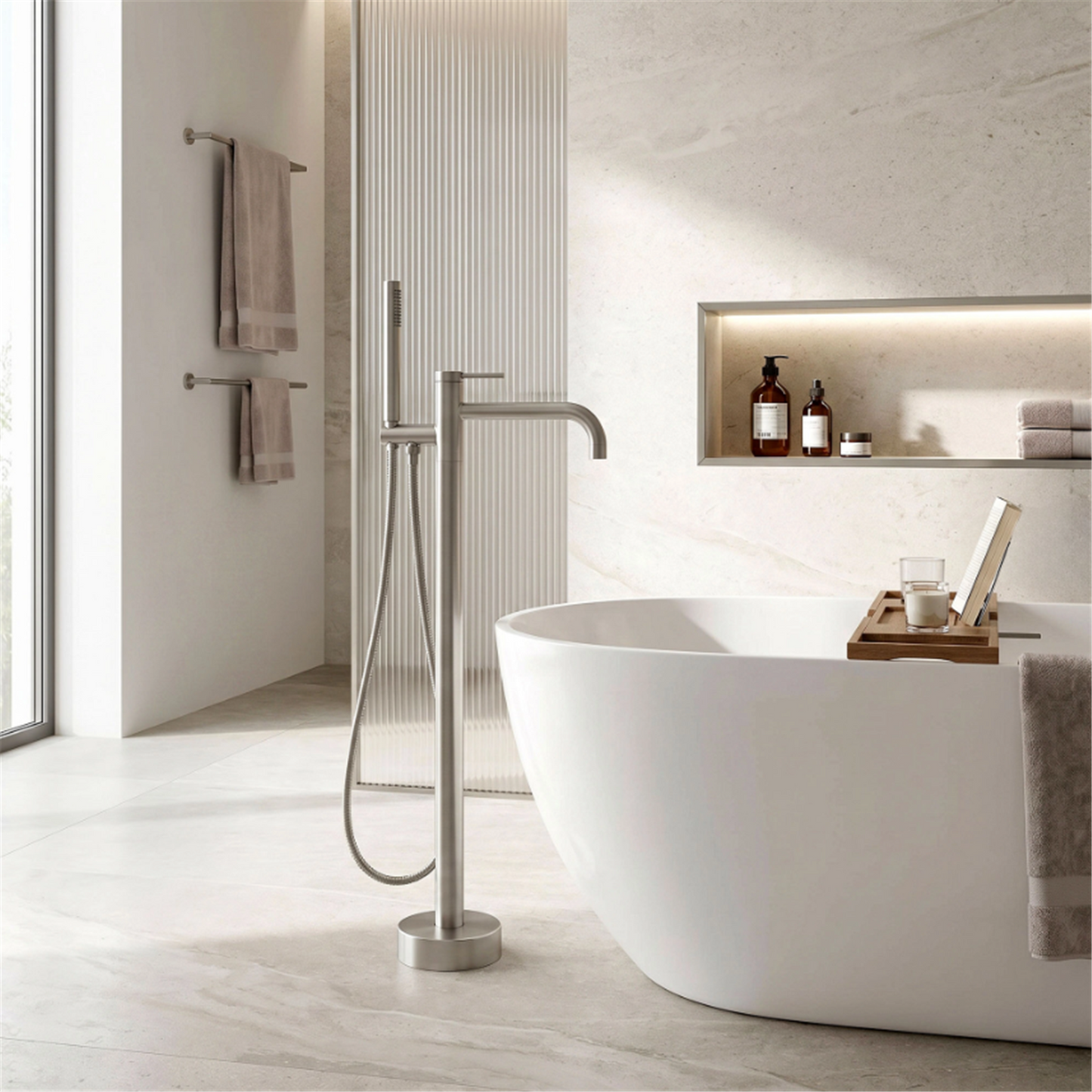 Badewannenarmatur Clif Chrom freistehend mit Handbrause