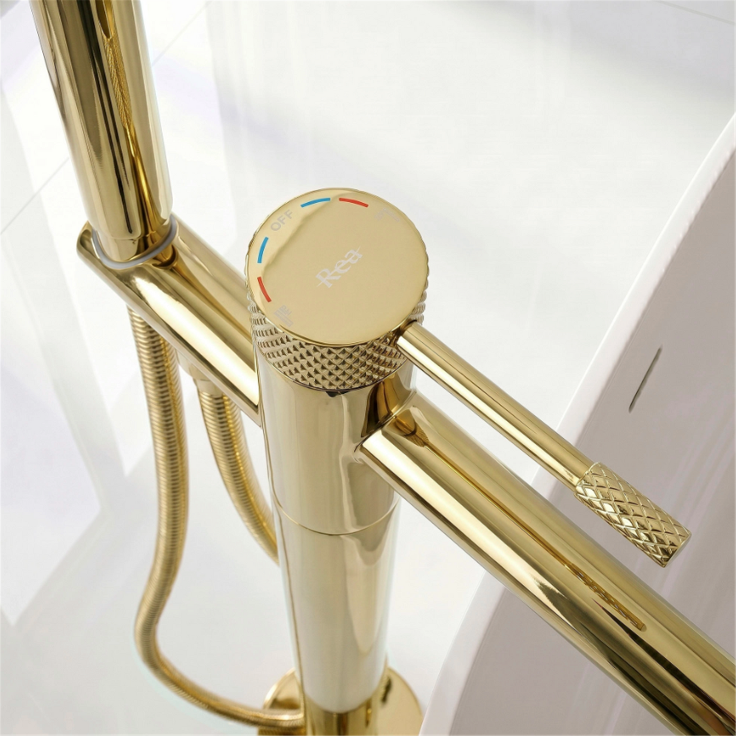 Freistehende Badewannenarmatur Venti – Gold