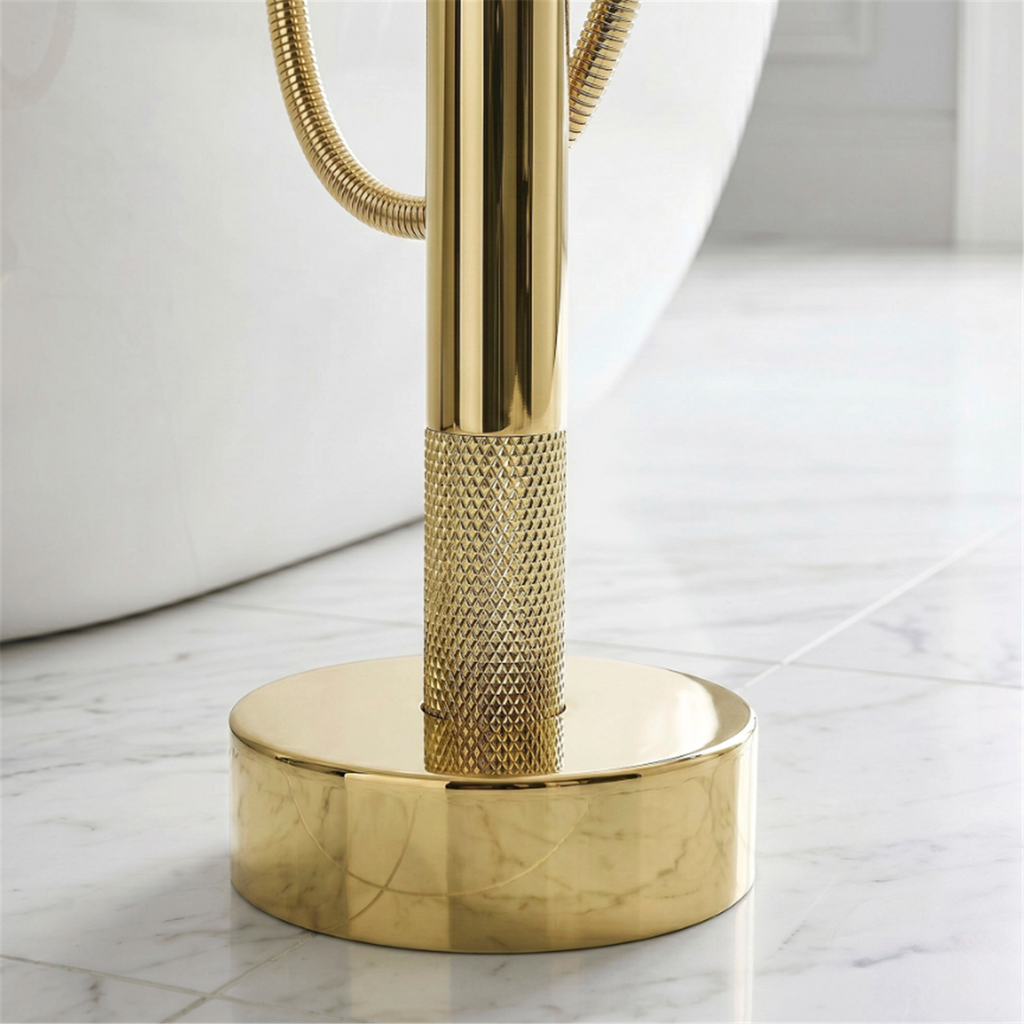 Freistehende Badewannenarmatur Venti – Gold