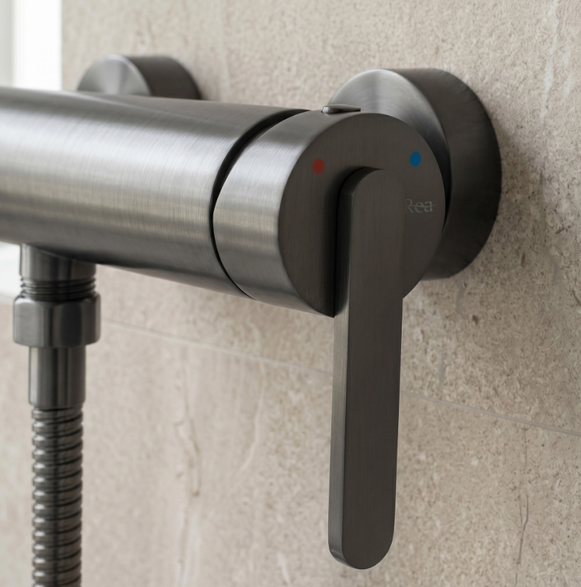 Badewannenarmatur Ontario Side Titan mit Handbrause