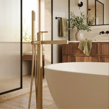 Freistehende Wannenarmatur Grace – Gold Matt