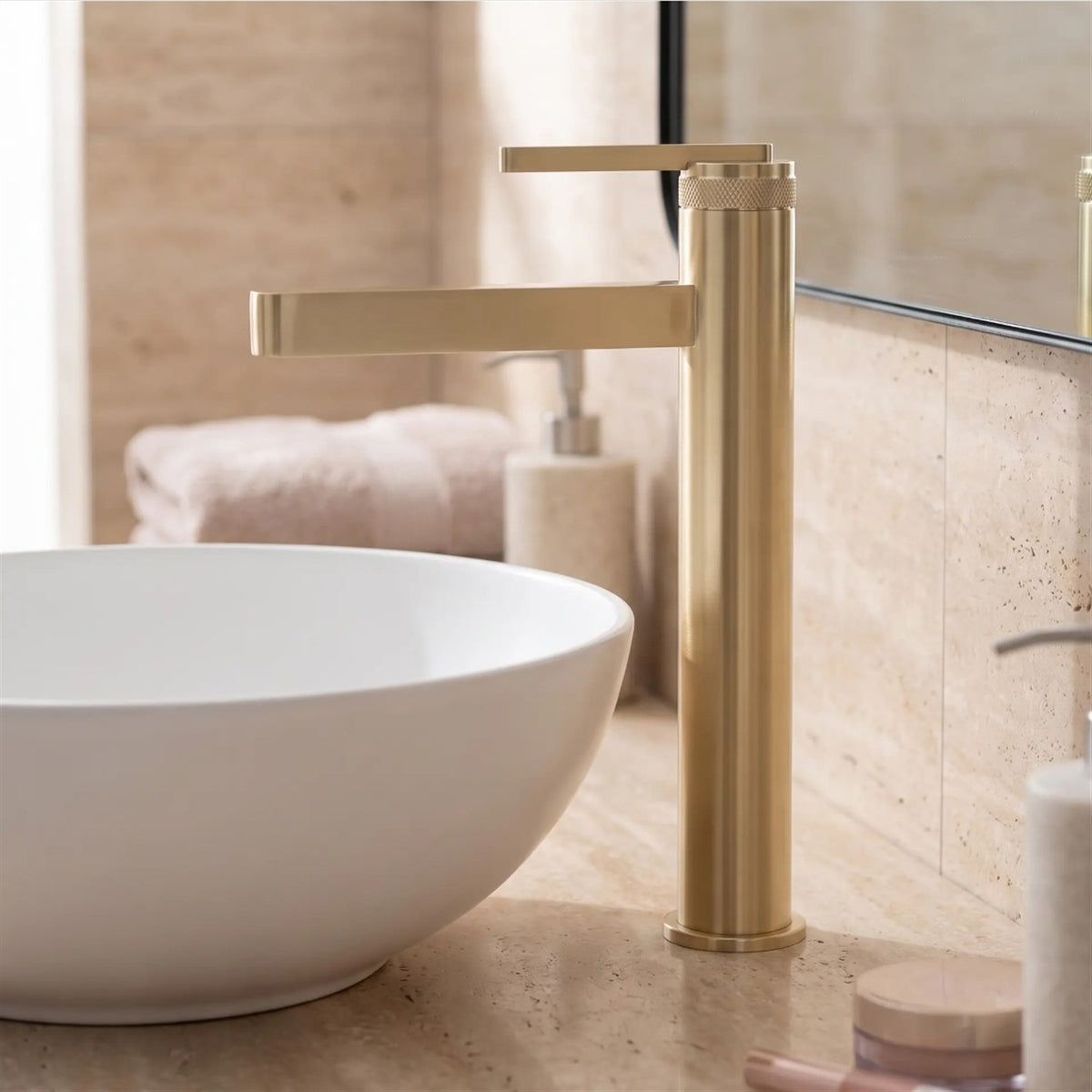 Waschtischarmatur Grace – Gold Matt High