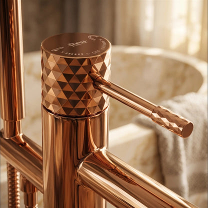 Freistehende Badewannenarmatur Lungo Diamond – Kupfer