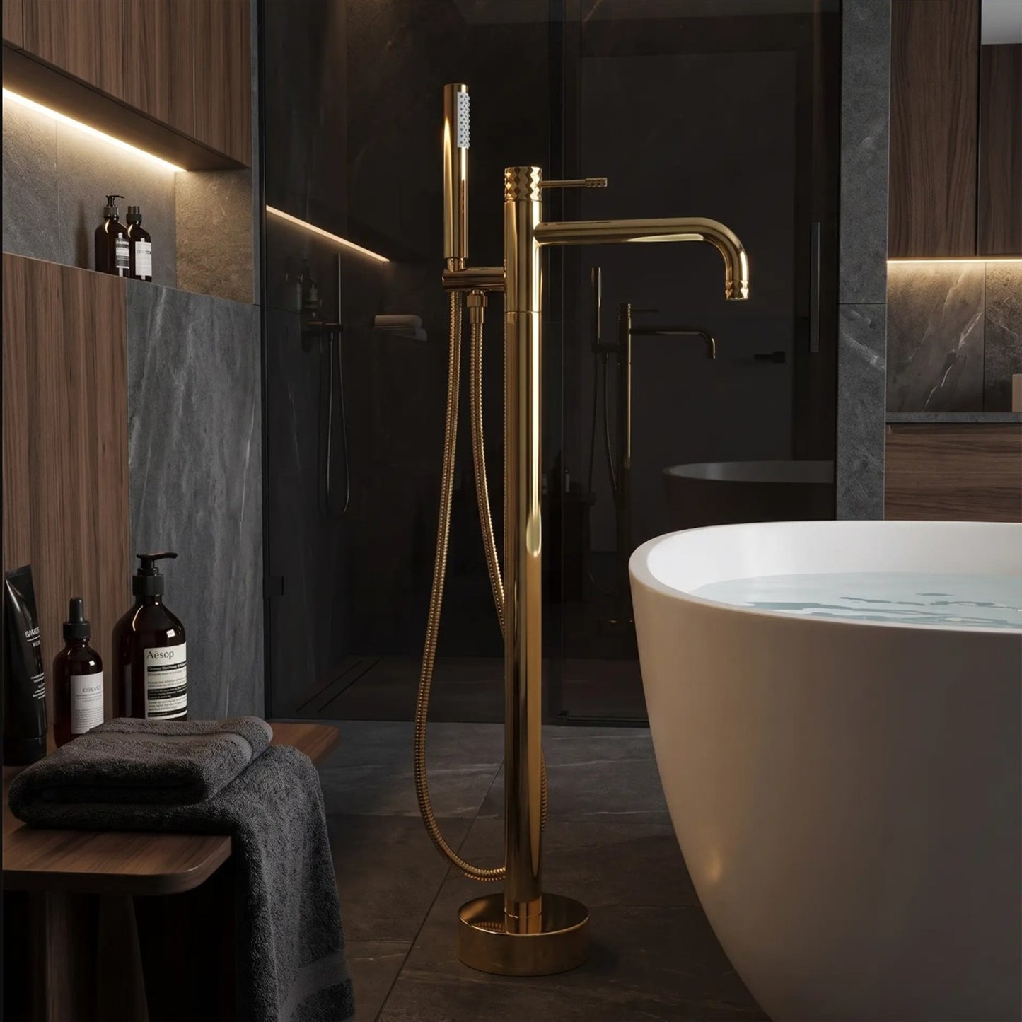 Freistehende Badewannenarmatur Lungo Diamond – Gold