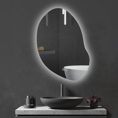 Asymetrischer Spiegel mit integriertem Licht 80x60cm