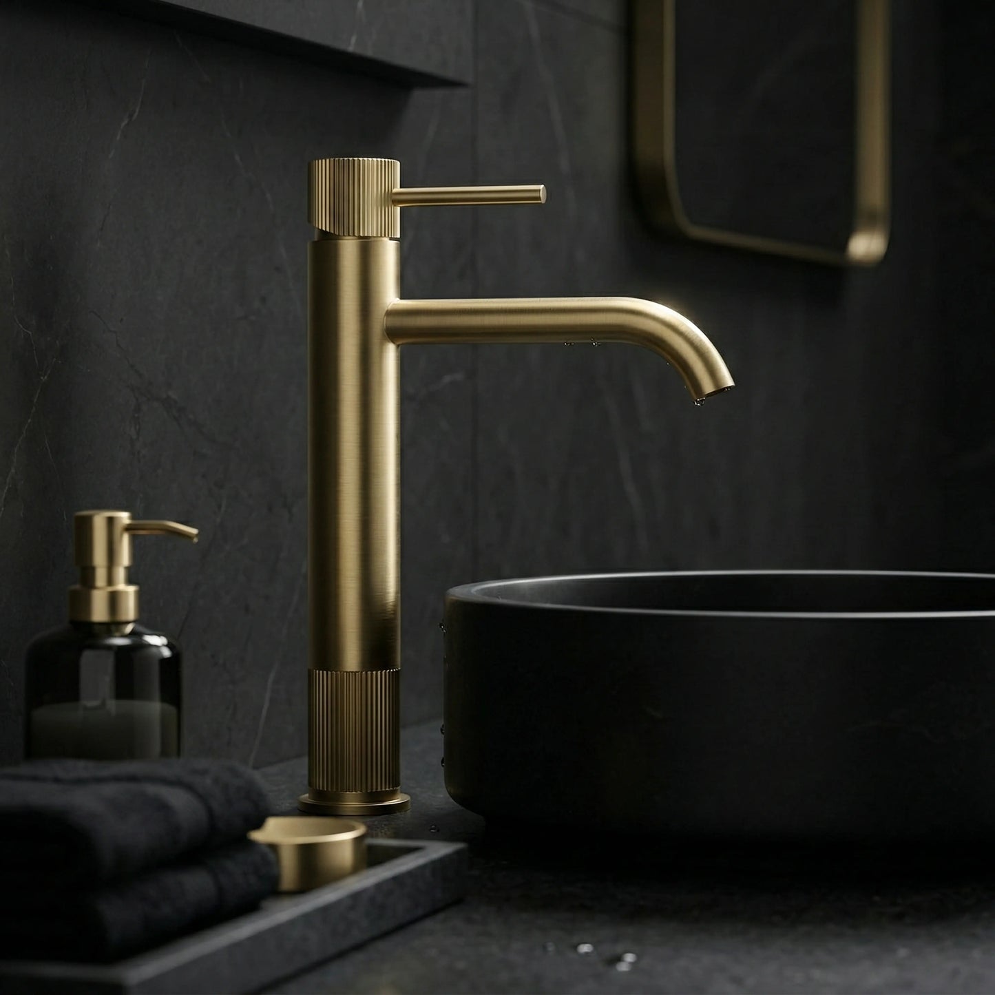 Armatur Lungo Stripe Gold Matt