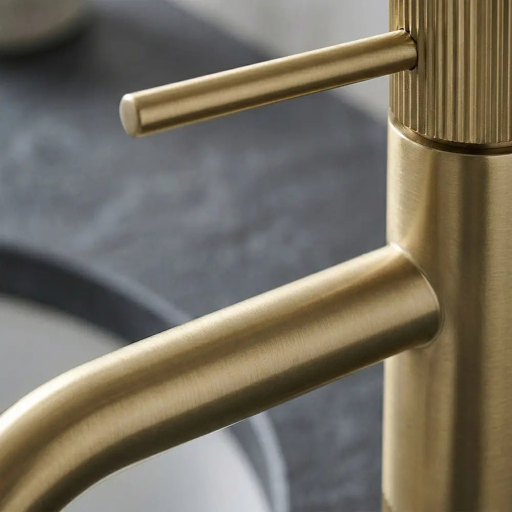 Armatur Lungo Stripe Gold Matt Low
